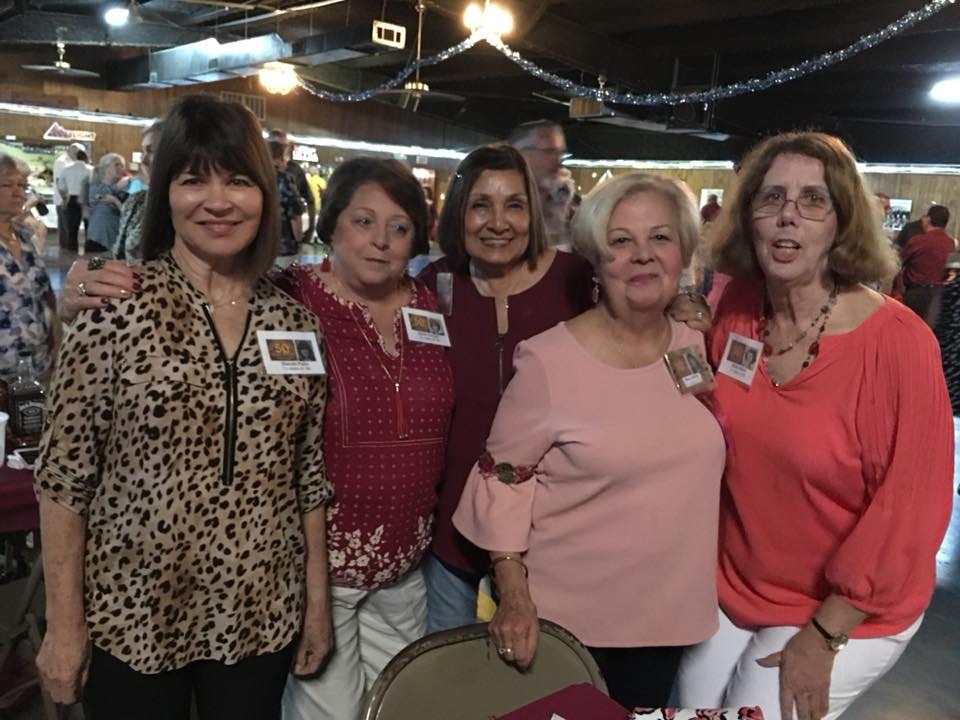 Glenda Patin, Karen Cooper, Carla Castro, Mary Wells and Betty Steck